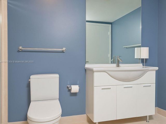 Продажа квартиры #5104 - фото 6146764