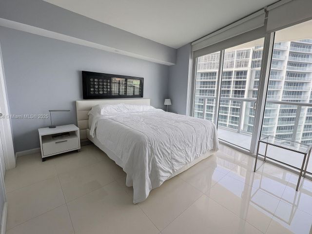 Продажа квартиры #5104 - фото 6146772