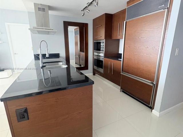 Продажа квартиры #5104 - фото 6146774