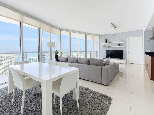 Продажа квартиры #5104 - фото 6146780