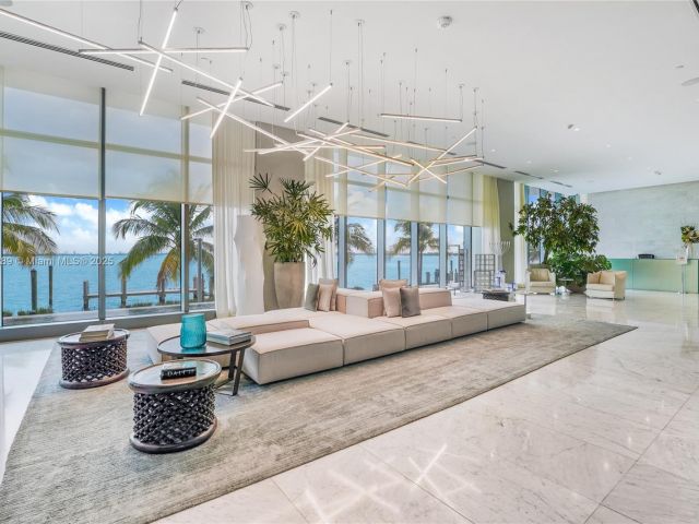 Продажа квартиры #3101 - фото 6144901