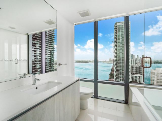 Продажа квартиры #3101 - фото 6144905