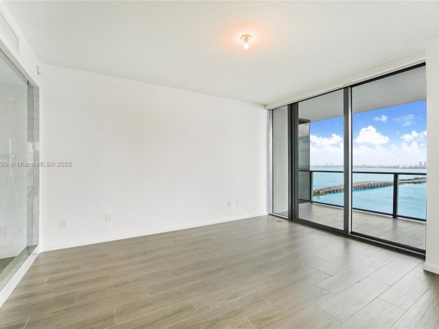 Продажа квартиры #3101 - фото 6144908