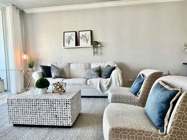 Продажа квартиры #923 - фото 6128083