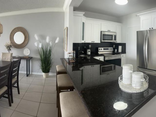 Продажа квартиры #923 - фото 6128091