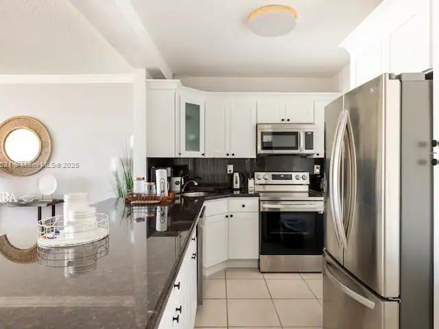 Продажа квартиры #923 - фото 6128093