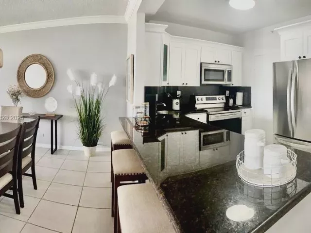 Продажа квартиры #923 - фото 6128090