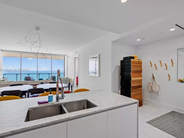 Продажа квартиры #1602 - фото 6646946