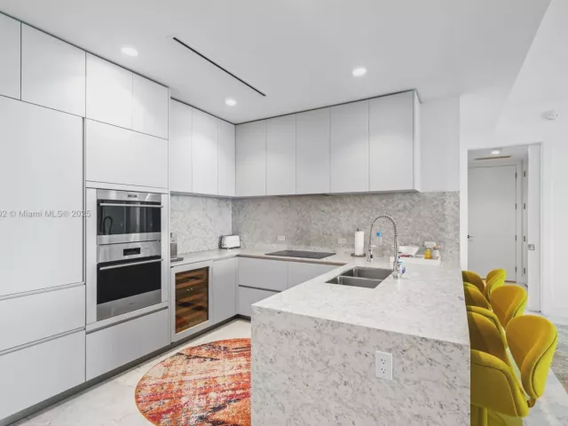 Продажа квартиры #1602 - фото 6646951