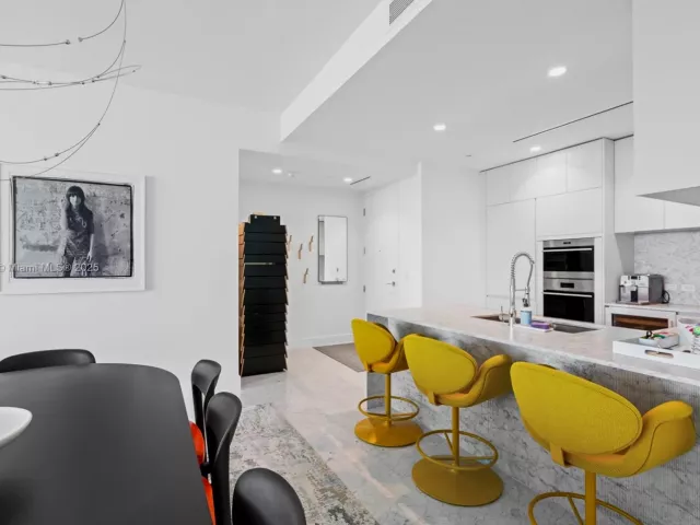 Продажа квартиры #1602 - фото 6646938