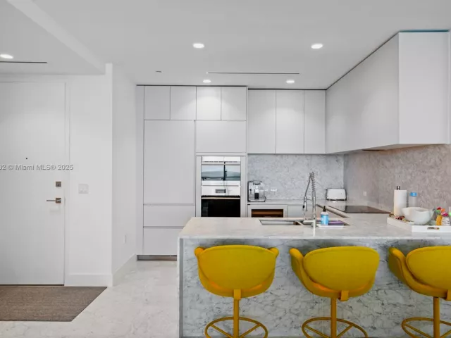 Продажа квартиры #1602 - фото 6646941