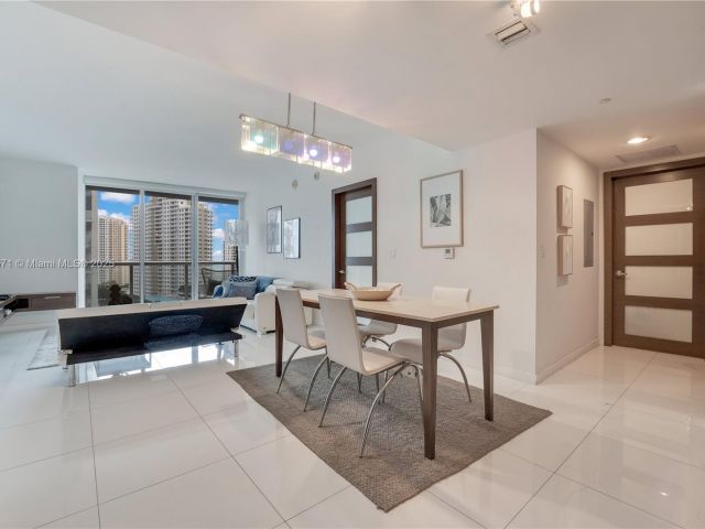 Продажа квартиры #1801 - фото 6171733