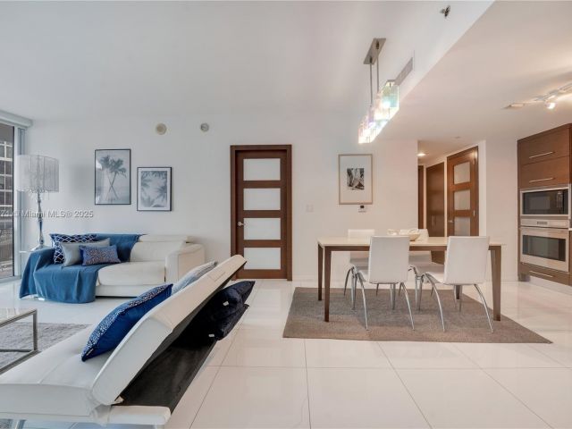 Продажа квартиры #1801 - фото 6171734