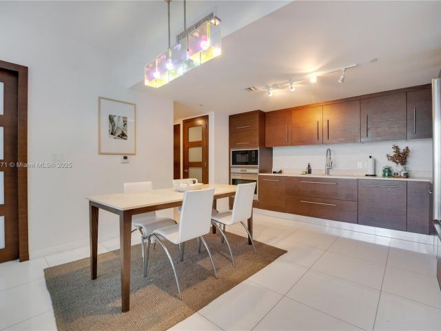 Продажа квартиры #1801 - фото 6171738