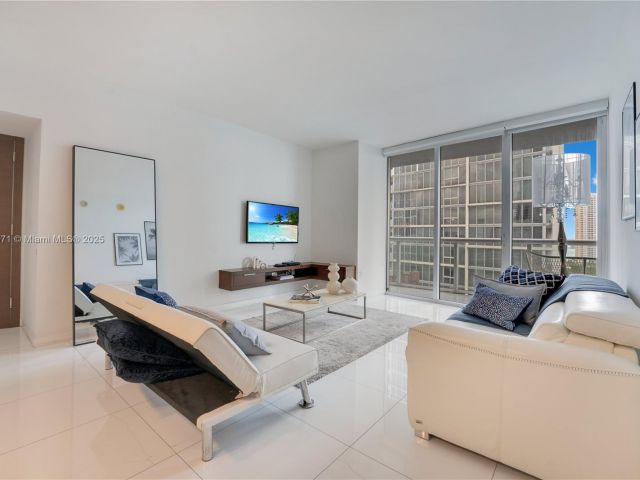 Продажа квартиры #1801 - фото 6171740