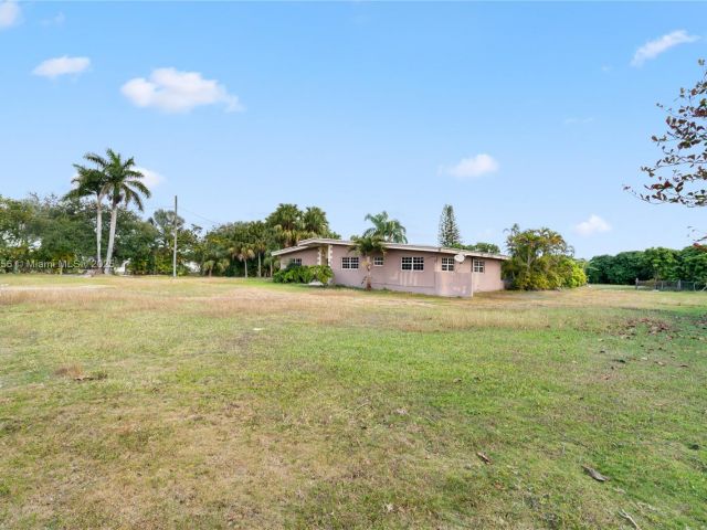 Продажа дома по адресу  - фото 6152969