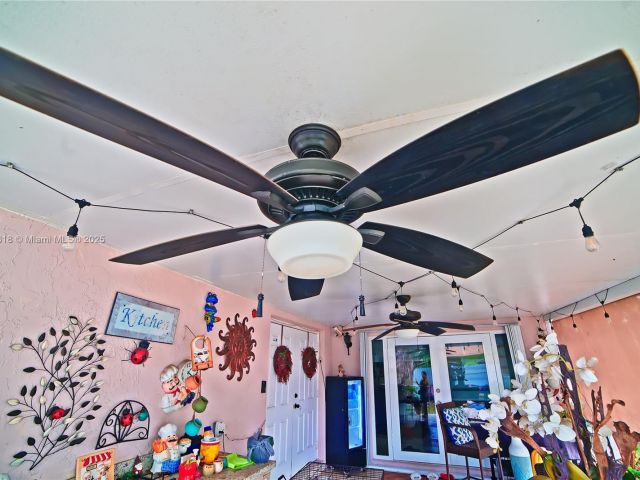 Продажа дома по адресу 10471 SW 174th Ter - фото 6193754