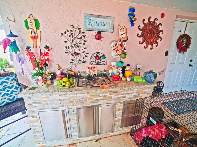 Продажа дома по адресу 10471 SW 174th Ter - фото 6193756