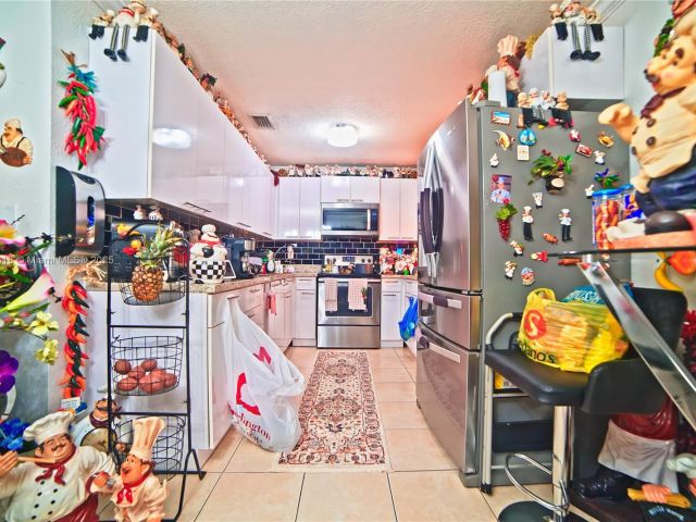 Продажа дома по адресу 10471 SW 174th Ter - фото 6193761