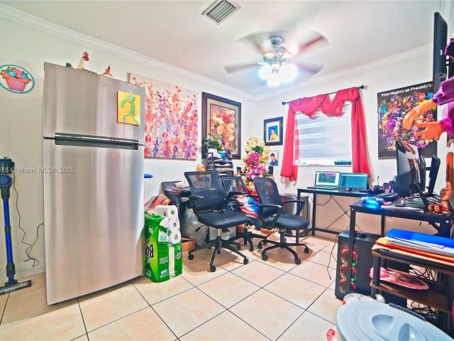 Продажа дома по адресу 10471 SW 174th Ter - фото 6193762