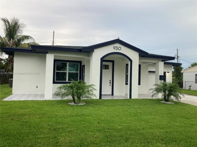 Продажа дома по адресу 930 34th St - фото 6174963