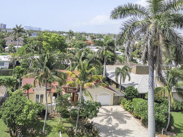 Продажа дома по адресу 1948 Coco Palm Place - фото 6133269