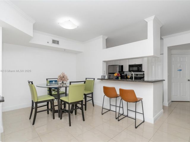 Продажа квартиры #3104 - фото 6141258