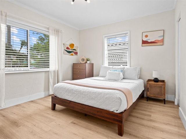 Продажа дома по адресу 1636 Arthur St - фото 6129681