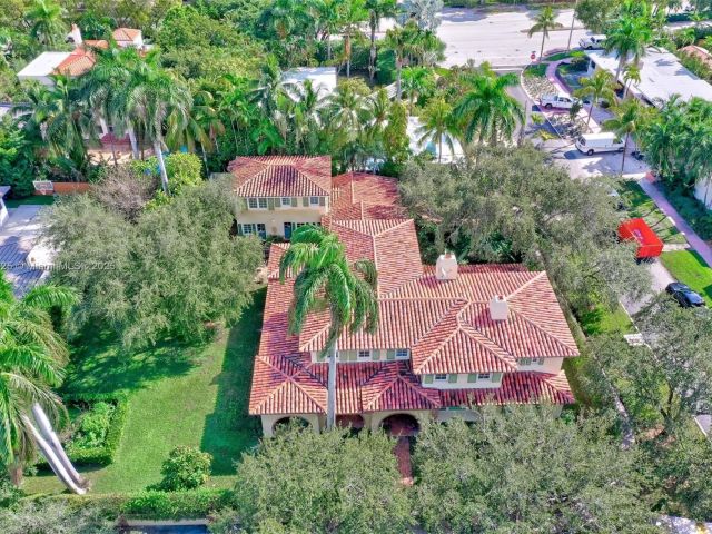 Продажа дома по адресу 5905 N Bay Rd - фото 6131848