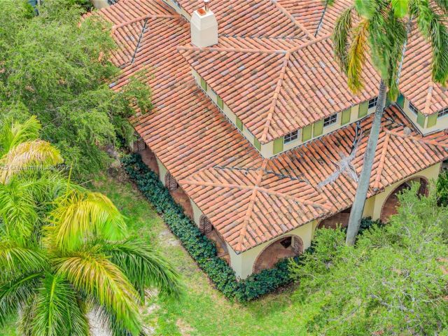 Продажа дома по адресу 5905 N Bay Rd - фото 6131849