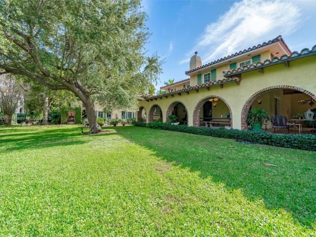 Продажа дома по адресу 5905 N Bay Rd - фото 6131852