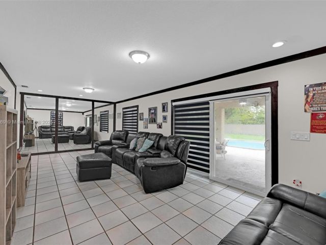 Продажа дома по адресу 30930 SW 190th Ave - фото 6130850