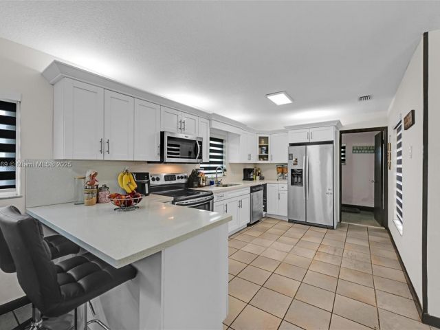 Продажа дома по адресу 30930 SW 190th Ave - фото 6130854