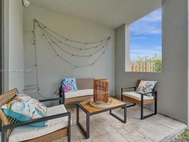 Дом в аренду по адресу  - фото 6144305