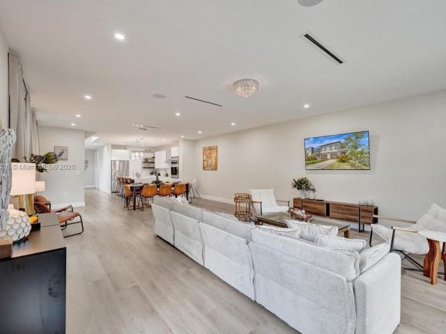 Дом в аренду по адресу  - фото 6144307