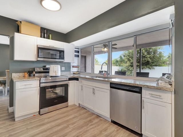 Продажа дома по адресу 4709 Washington St - фото 6153591