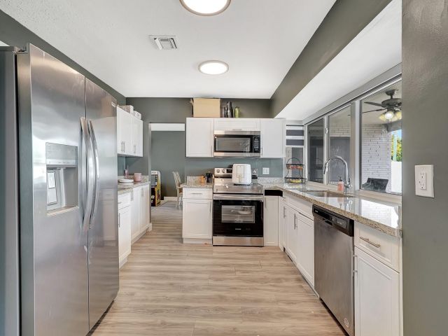 Продажа дома по адресу 4709 Washington St - фото 6153593