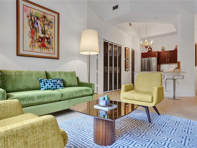 Продажа квартиры #112 - фото 6132786