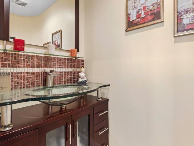 Продажа дома по адресу 10369 Silver Lake Drive - фото 6136499