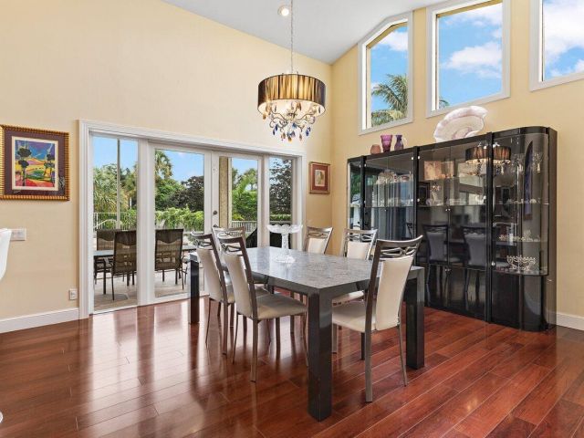 Продажа дома по адресу 10369 Silver Lake Drive - фото 6136502