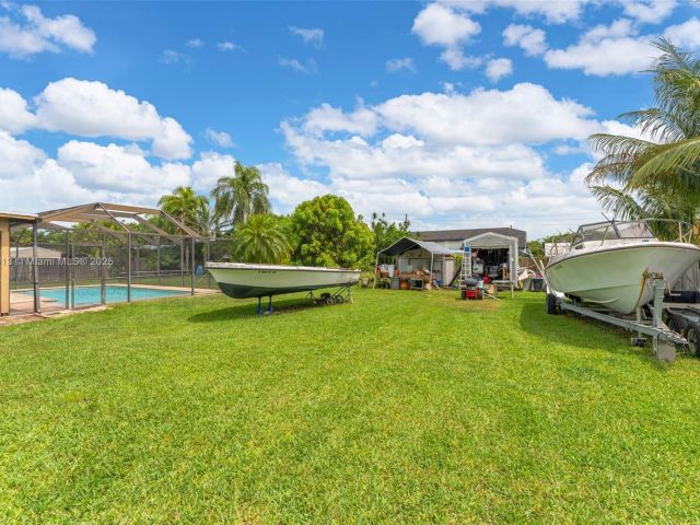 Продажа дома по адресу 16040 SW 287th St - фото 6133649