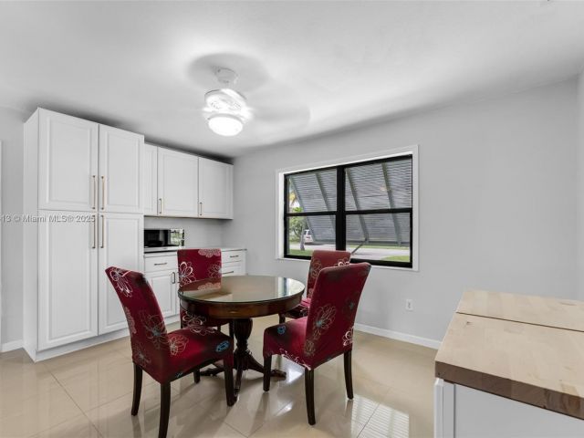 Продажа дома по адресу 16040 SW 287th St - фото 6133660