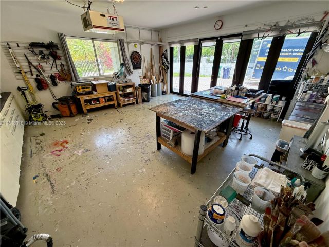 Продажа дома по адресу 8200 SW 92nd St - фото 6133860