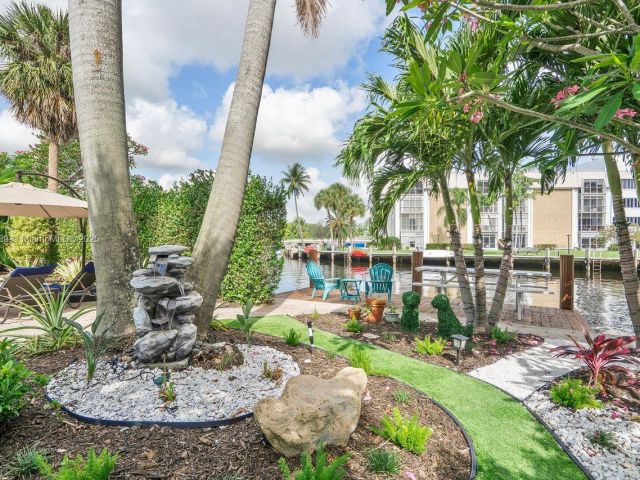 Продажа дома по адресу 2837 NE 17th Ave - фото 6223548