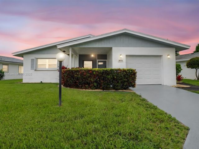 Продажа дома по адресу 3810 Rowena Cir - фото 6134218