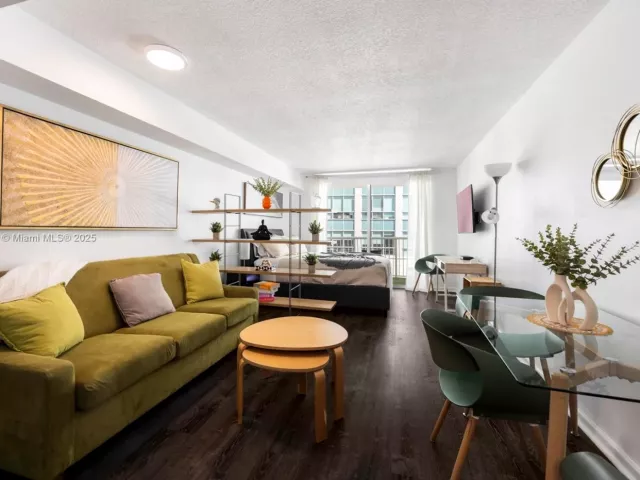 Квартира в аренду номер4010 - фото 6135422