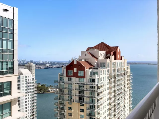 Квартира в аренду номер4010 - фото 6135411