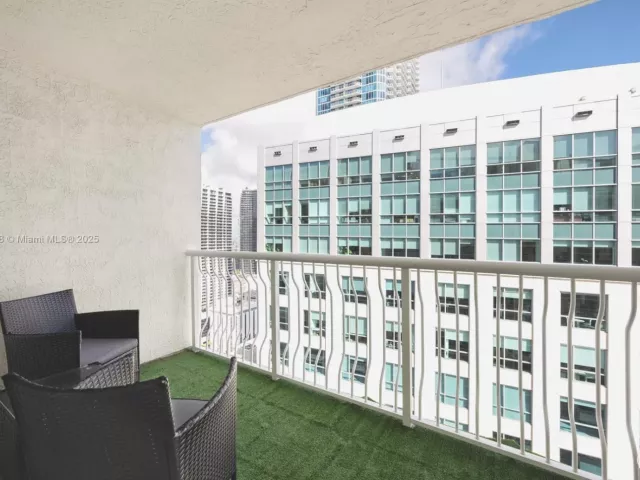 Квартира в аренду номер4010 - фото 6135413