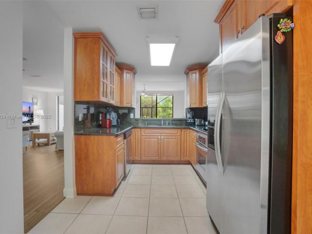 Продажа дома по адресу 3643 Estepona Ave B28-A - фото 6134501