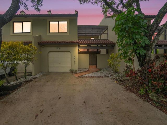 Продажа дома по адресу 3643 Estepona Ave B28-A - фото 6134514